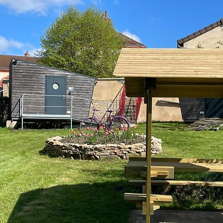 Cabanes De Randonnee Saint-Berain-sur-Dheune Eksteriør bilde